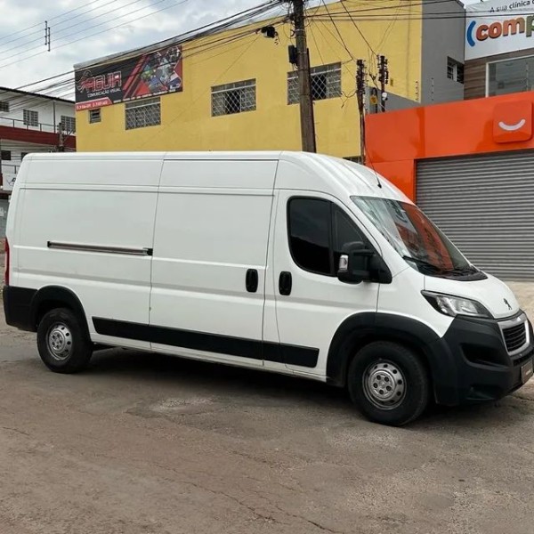 2018 Peugeot Boxer Furgão – Manual do Proprietário